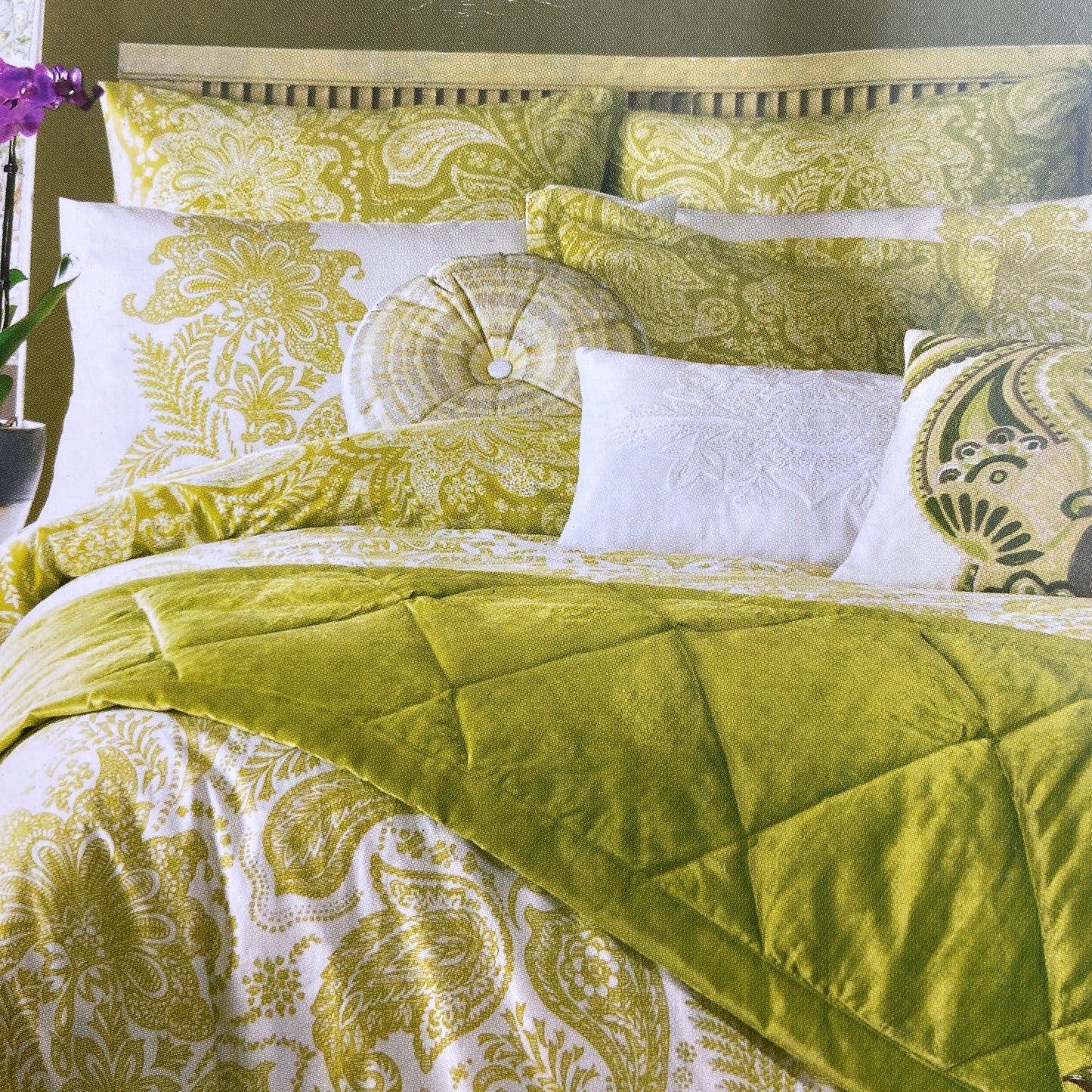 Taryn Cushion by Elizabeth Hurley Home Collection