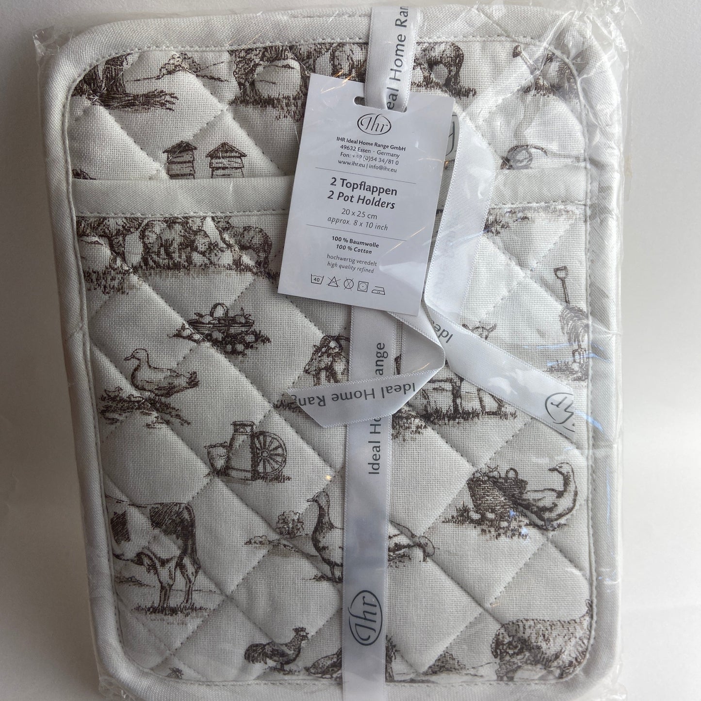 Farm Family Pot Holders by Ideal Home Range