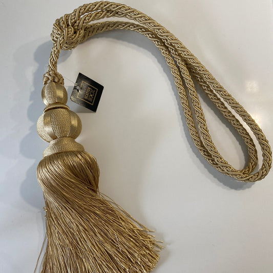 Madison Tieback by Scatter Box