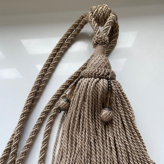 Seasons October Tieback by Troynorth