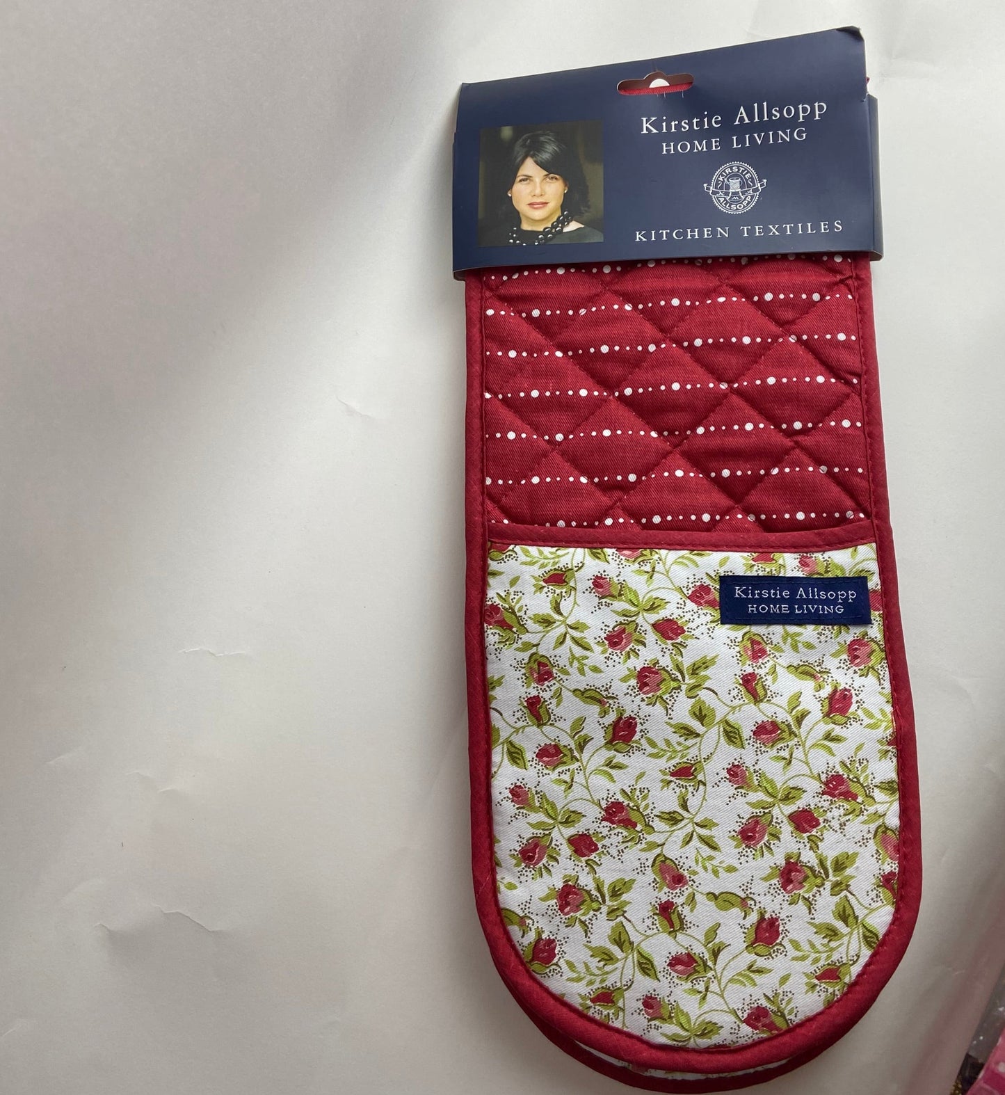 Ruby Double Oven Glove by Kirstie Allsopp Home Living