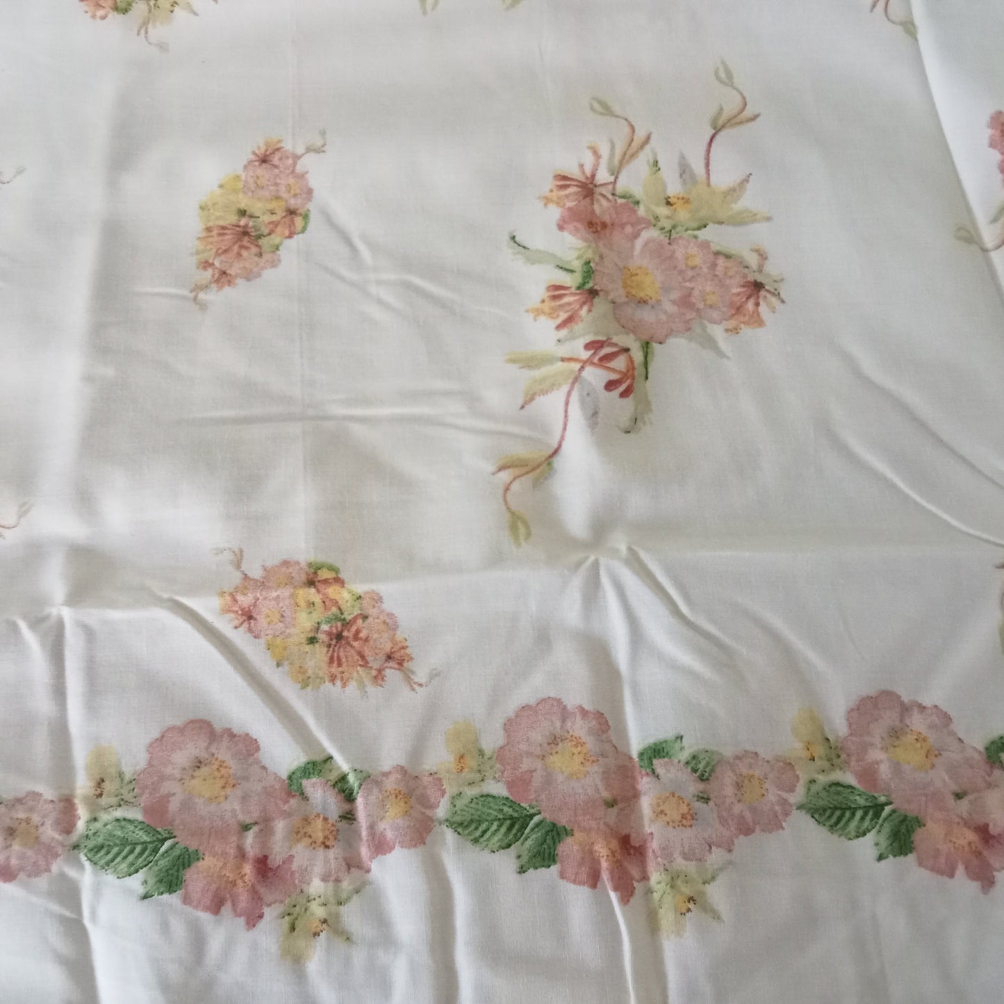 Honeysuckle Duvet Set by Belledorm