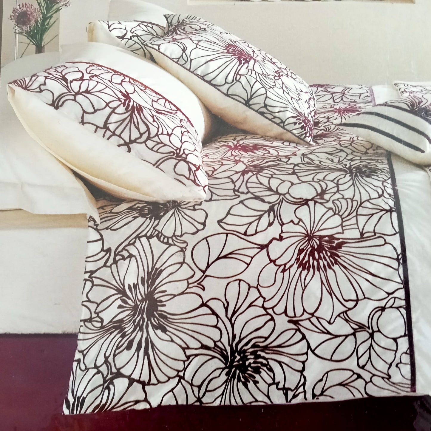 Amelia Duvet Set by Catherine Lansfield - Sizes Double or King