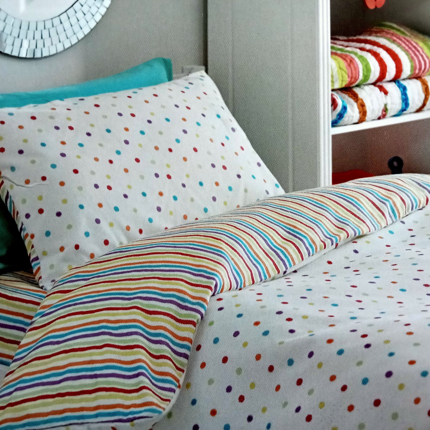 Splatter & Splodge Duvet Set by Helena Springfield Kosy Kids