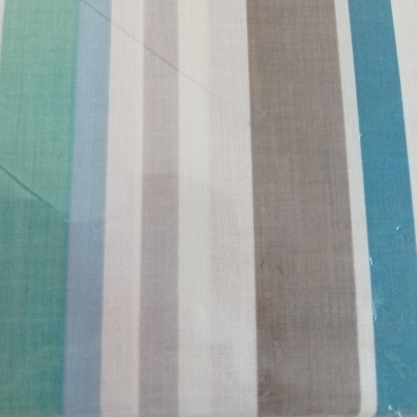 Bermuda Duvet Set by Helena Springfield - 50/50 poly/cotton - Super King - Stripes