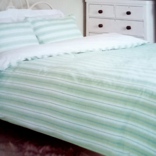 Oscar Duvet Set by Ditton Hill