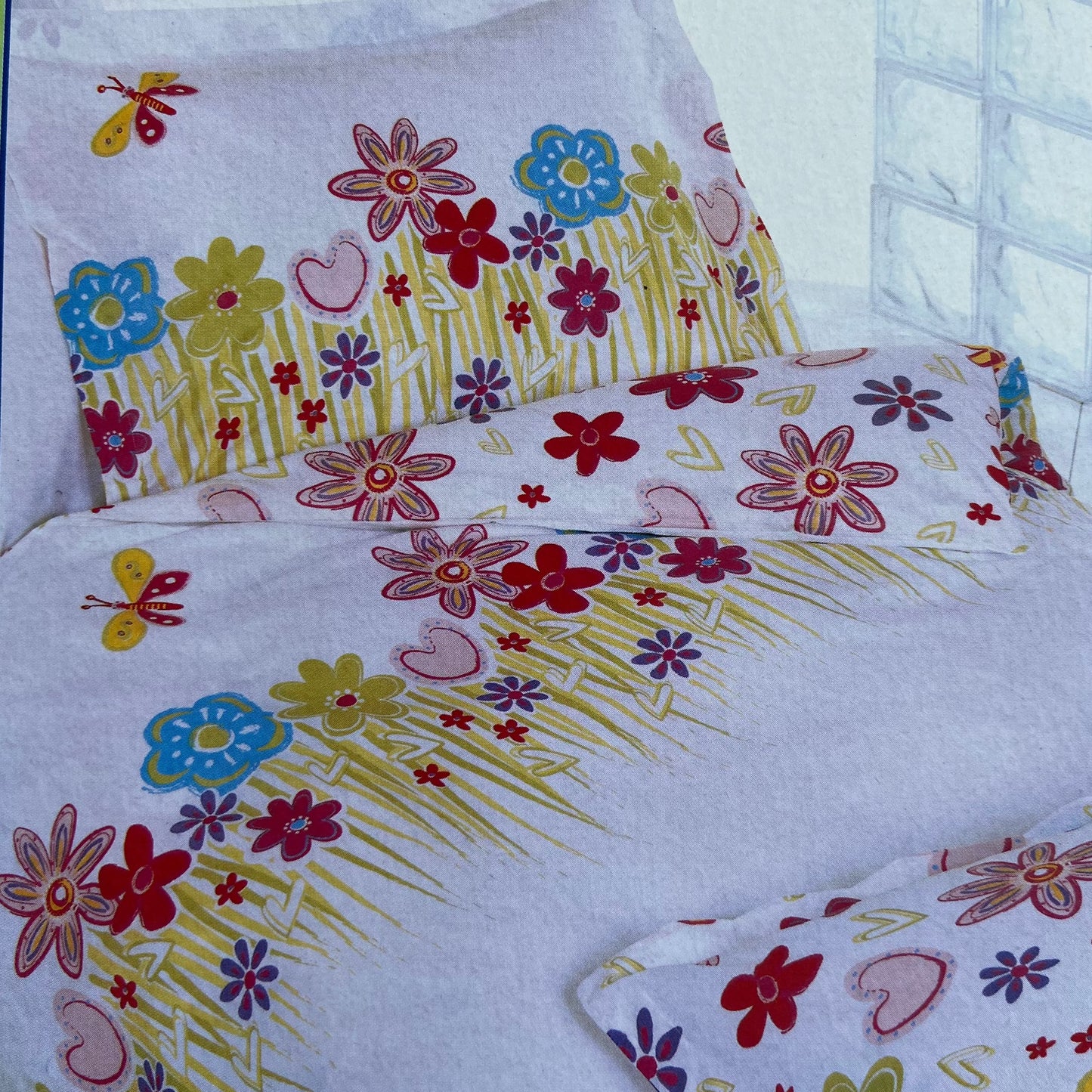 Flower Power Duvet Set by Vandyck