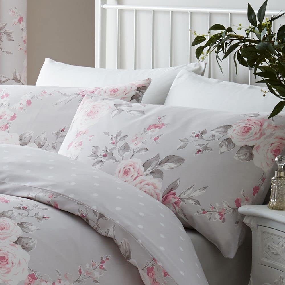 Canterbury Duvet Set by Catherine Lansfield