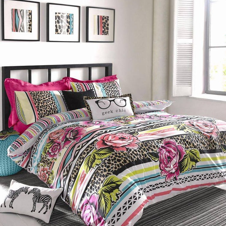 Angelina Duvet Set by Myleene