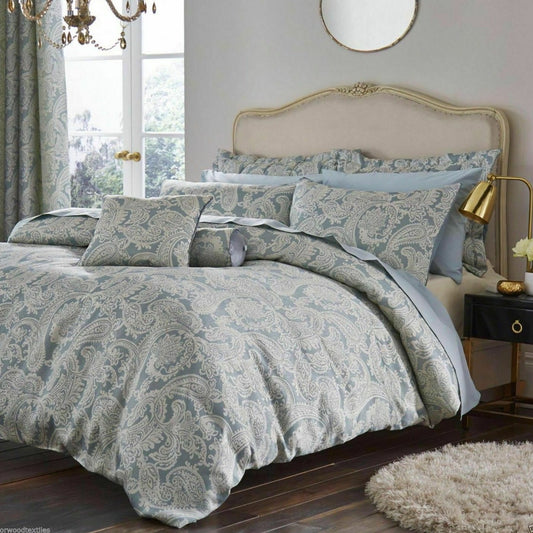 Opulent Jacquard Duvet Set by Catherine Lansfield