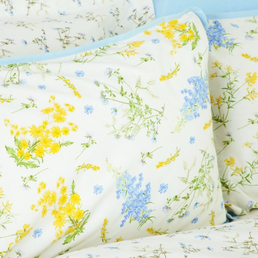 Viola Duvet Set by Belledorm