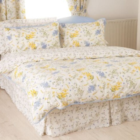 Viola Duvet Set by Belledorm