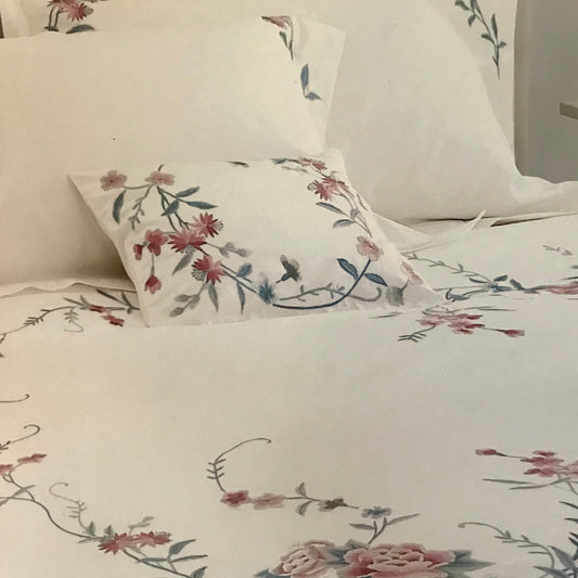Garland Duvet Set by Good Housekeeping