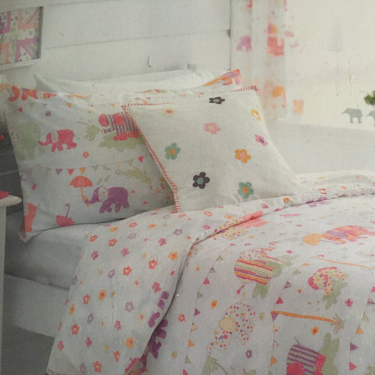 Jumbo Fun Duvet Set by Helena Springfield