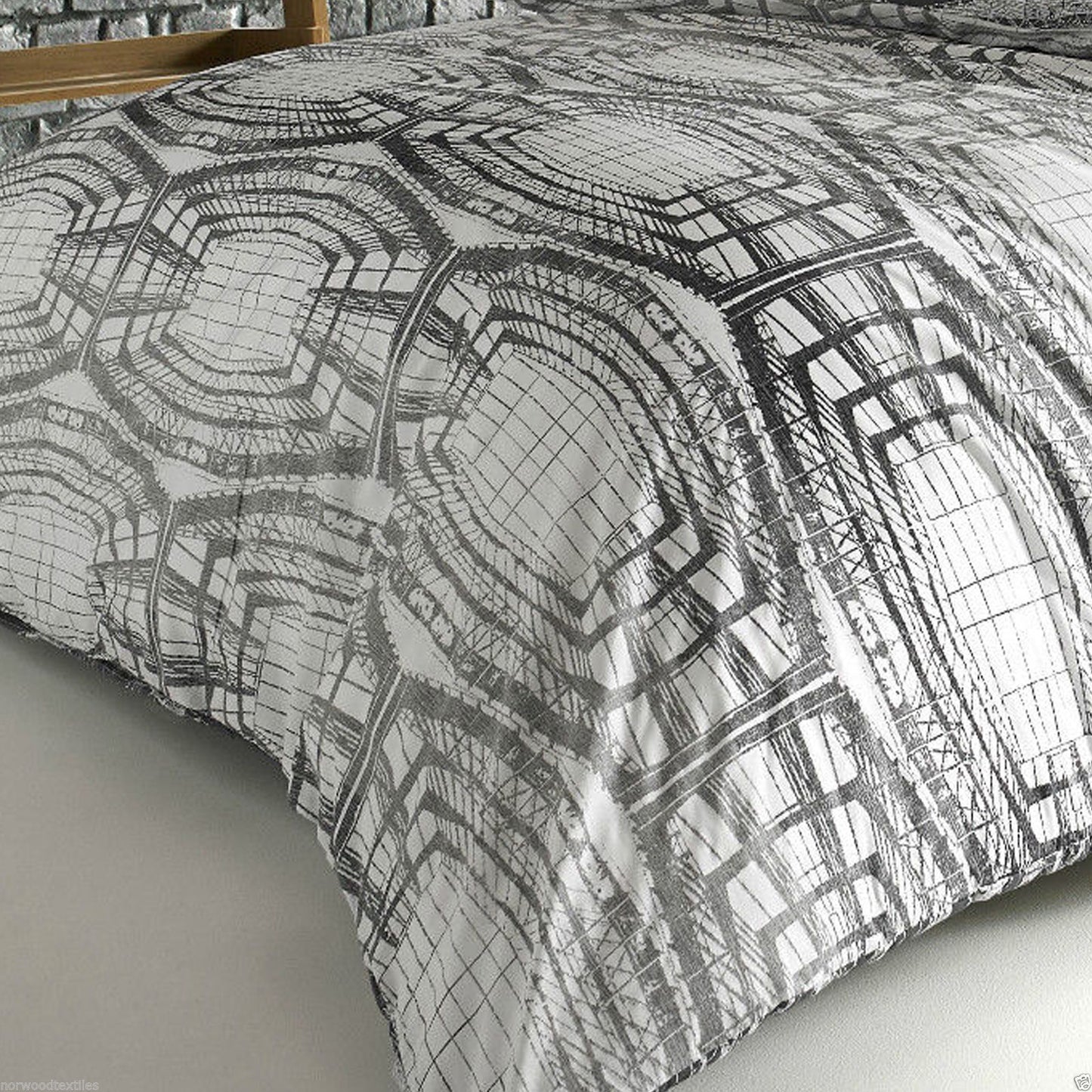 Aspen Duvet Set by Blueprint