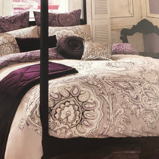 Reema Duvet Cover and Pillowcases by Elizabeth Hurley (Amethyst)