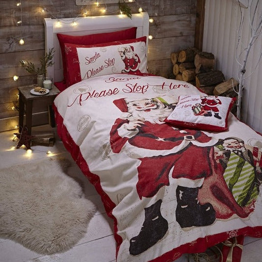 Retro Santa Duvet Set by Catherine Lansfield