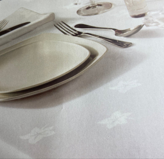 Ivy Leaf Table Linen by Belledorm