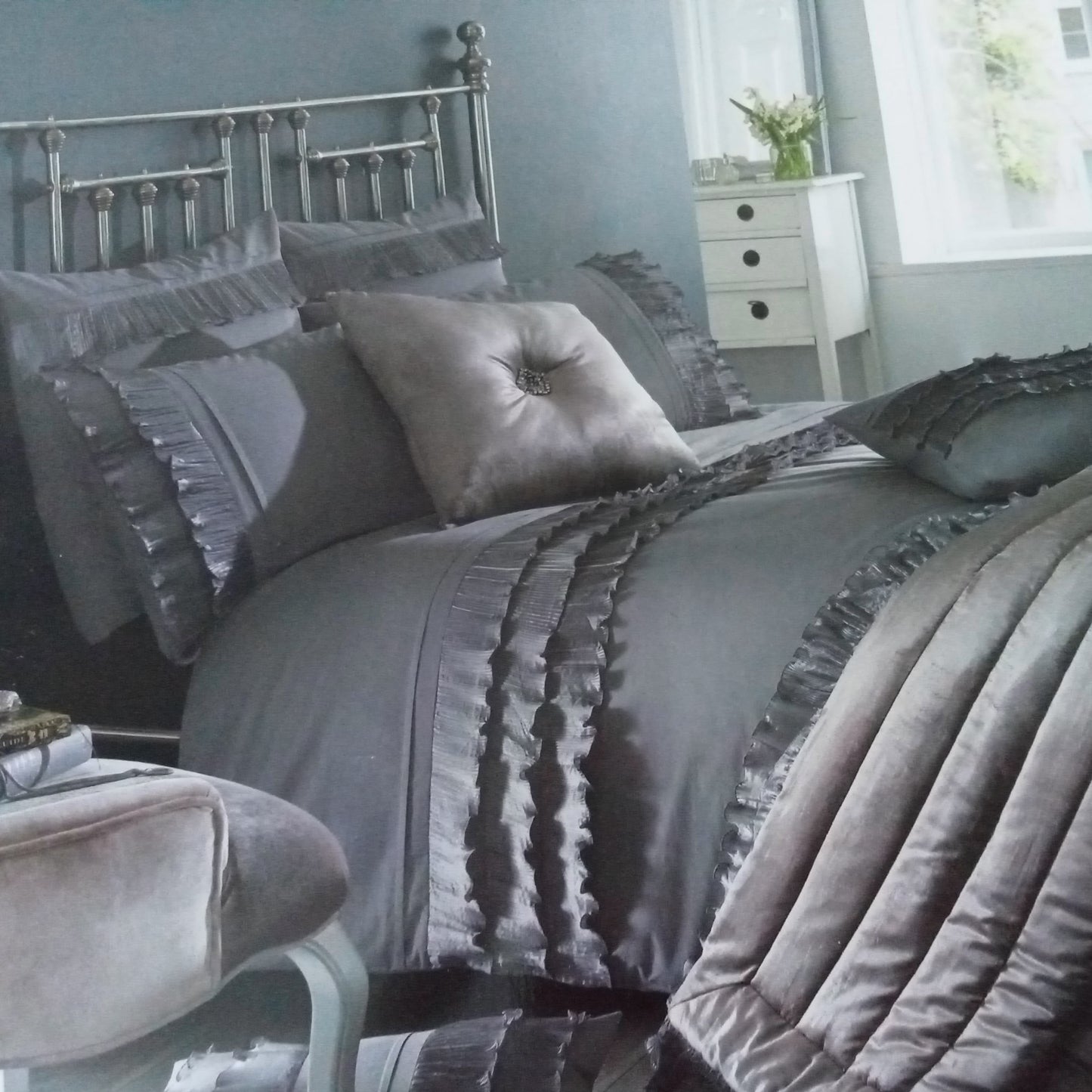Ionia Duvet Cover & Pillowcases by Kylie Minogue
