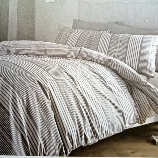 Stripe Duvet Set by Bianca