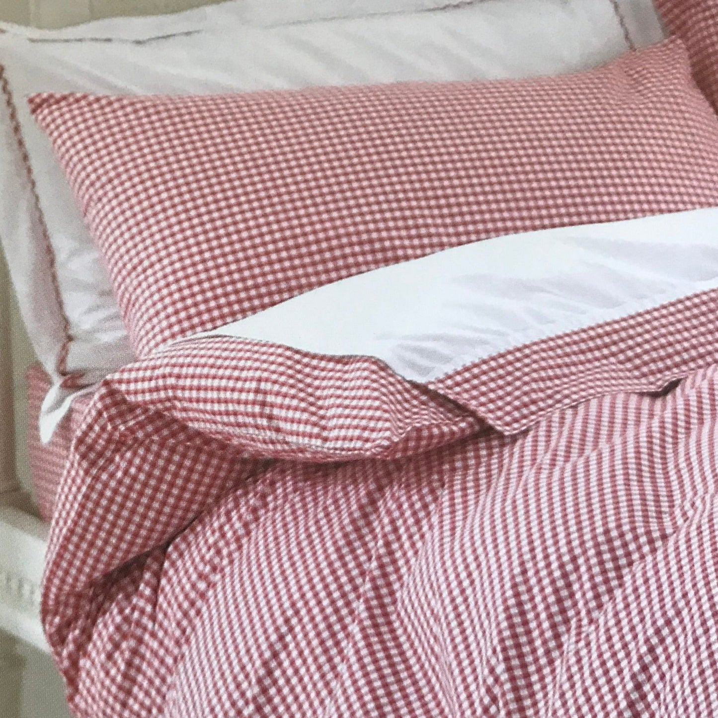 Gingham Fitted Sheet by Peacock Blue Dreamweaver Linens