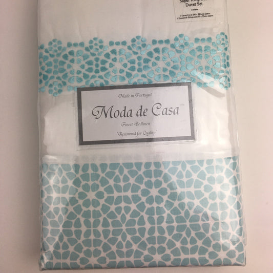 Elisa Duvet Set by Moda de Casa