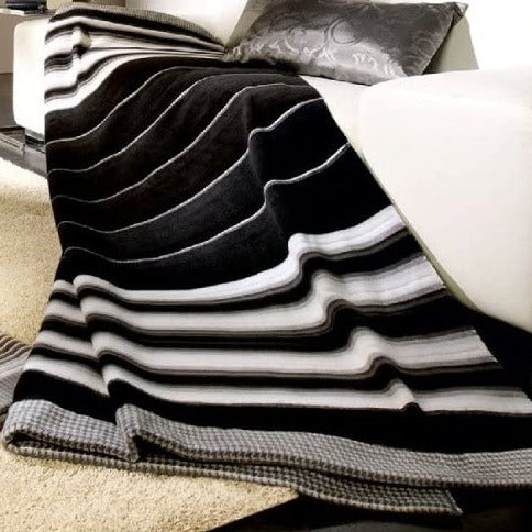 Visiona Effekt Throw by Biederlack